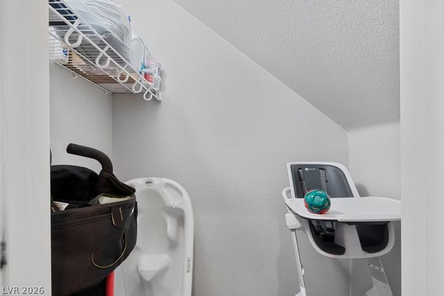 7293 Puffer Lake Court, Las Vegas, NV 89118