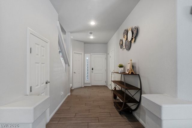 7293 Puffer Lake Court, Las Vegas, NV 89118