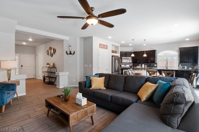 7293 Puffer Lake Court, Las Vegas, NV 89118