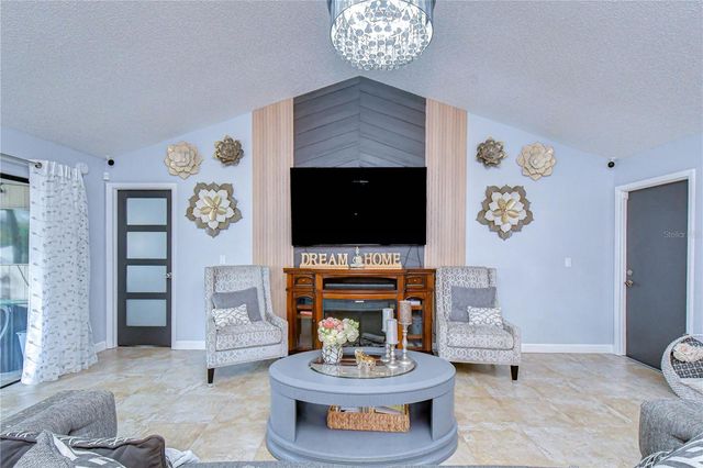 15747 SCRIMSHAW DRIVE, Tampa, FL 33624