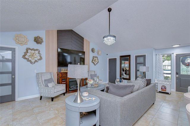 15747 SCRIMSHAW DRIVE, Tampa, FL 33624