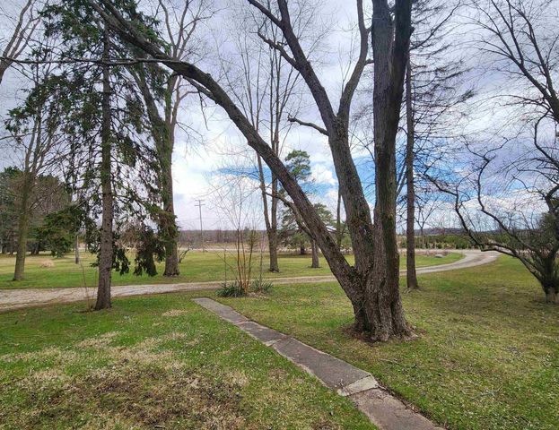 33555 31 Mile Road, Lenox, MI 48050
