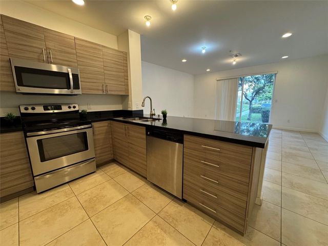 2675 SW 81st Terrace 2671, Miramar, FL 33025