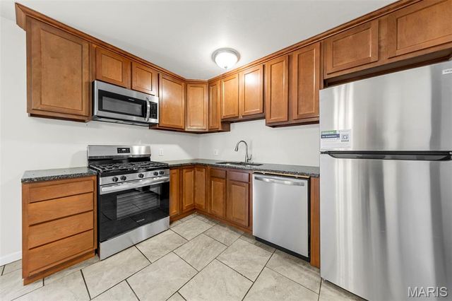 11648 Galba Drive, Florissant, MO 63033