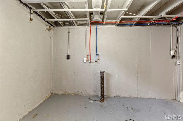 11648 Galba Drive, Florissant, MO 63033