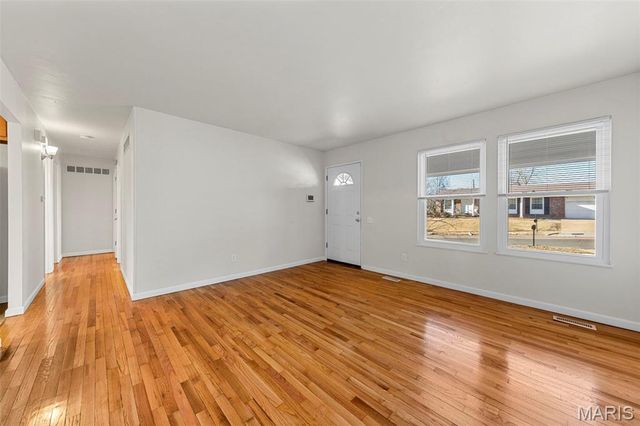 11648 Galba Drive, Florissant, MO 63033