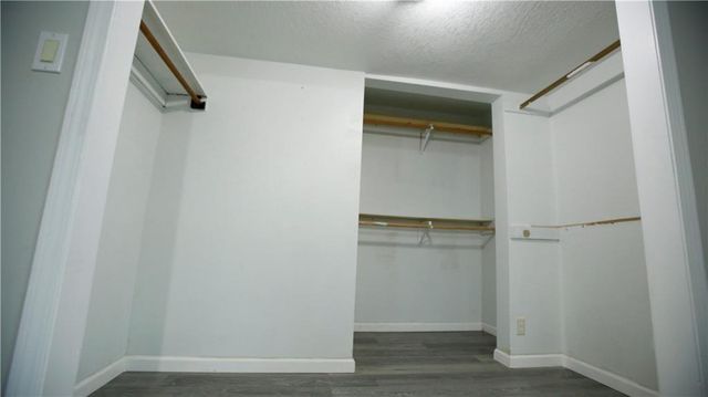 14298 Leavenworth Road, Basehor, KS 66007