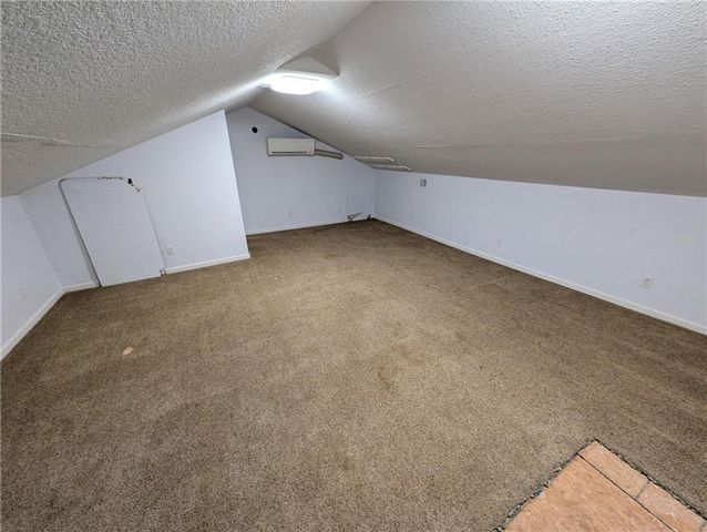 14298 Leavenworth Road, Basehor, KS 66007