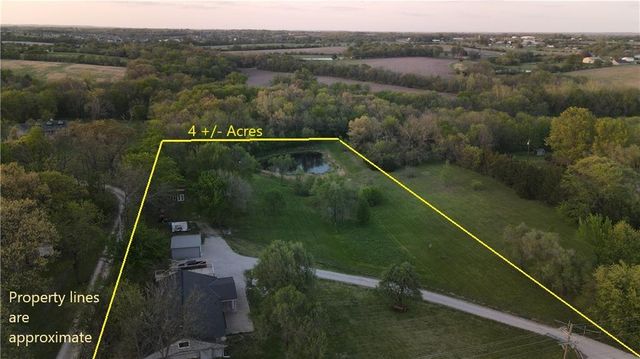 14298 Leavenworth Road, Basehor, KS 66007