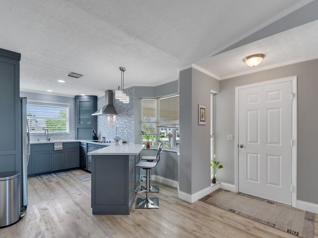 500 Grove Isle Circle 206, Vero Beach, FL 32962