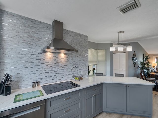 500 Grove Isle Circle 206, Vero Beach, FL 32962