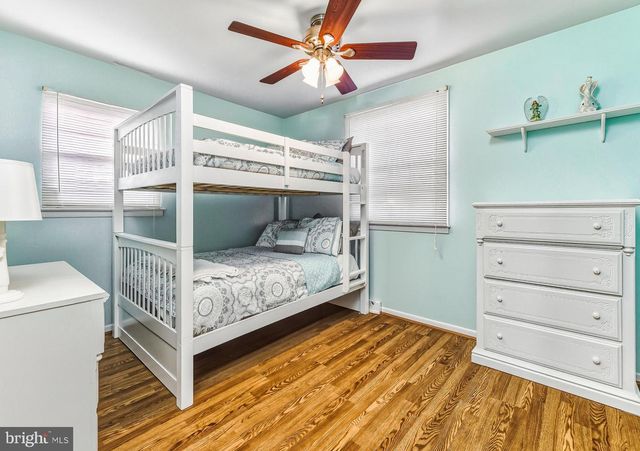 831 RICHMOND DR, Sicklerville, NJ 08081