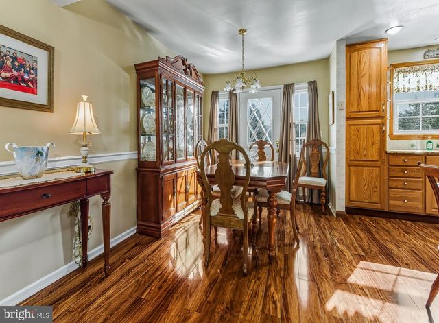 831 RICHMOND DR, Sicklerville, NJ 08081