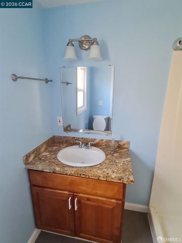 100 12th st, Richmond, CA 94801