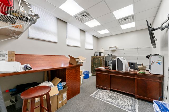 4122 W Grand Avenue, Chicago, IL 60651