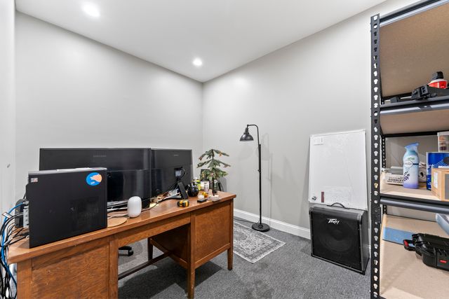 4122 W Grand Avenue, Chicago, IL 60651