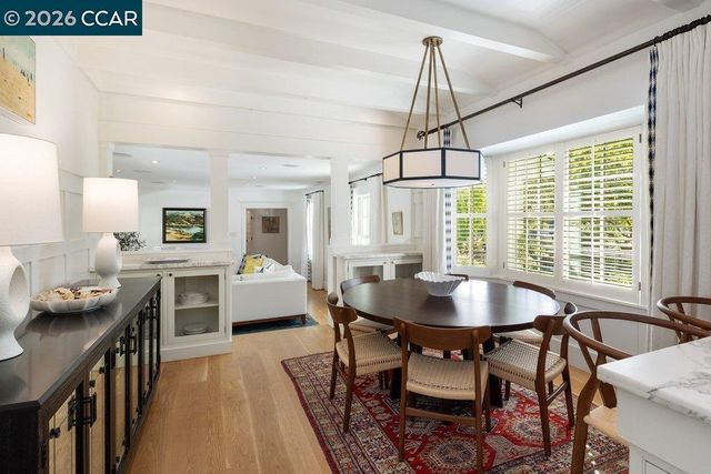 42 Brookside Rd, Orinda, CA 94563