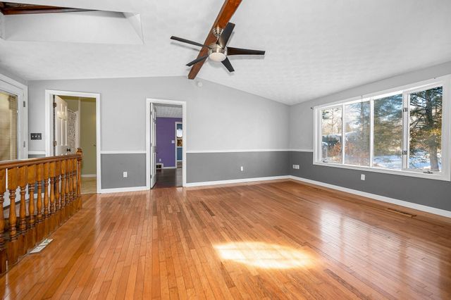 4 Therriault Avenue, Salem, NH 03079