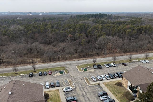 3A KINGERY QUARTER 103, Willowbrook, IL 60527