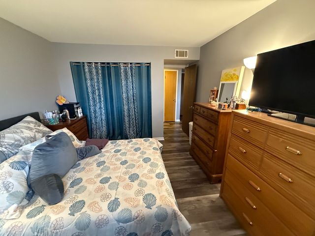 3A KINGERY QUARTER 103, Willowbrook, IL 60527