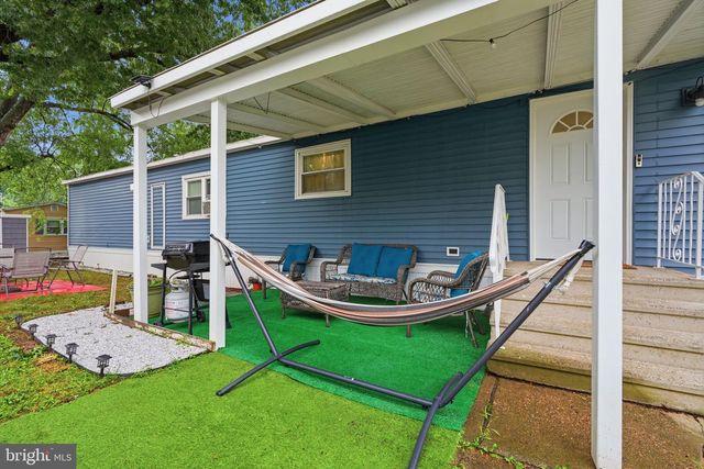 228 JOHNSON DR, Fairless Hills, PA 19030