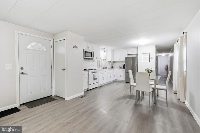 228 JOHNSON DR, Fairless Hills, PA 19030