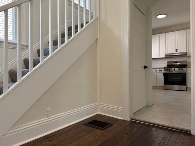 38 Hazelwood Terrace, Rochester, NY 14609