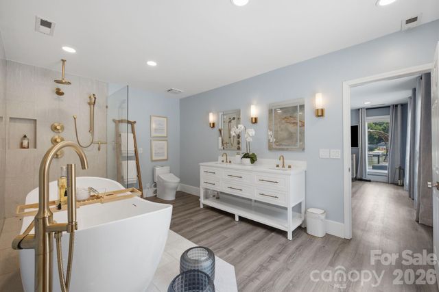 2640 Sadler Road, Charlotte, NC 28278