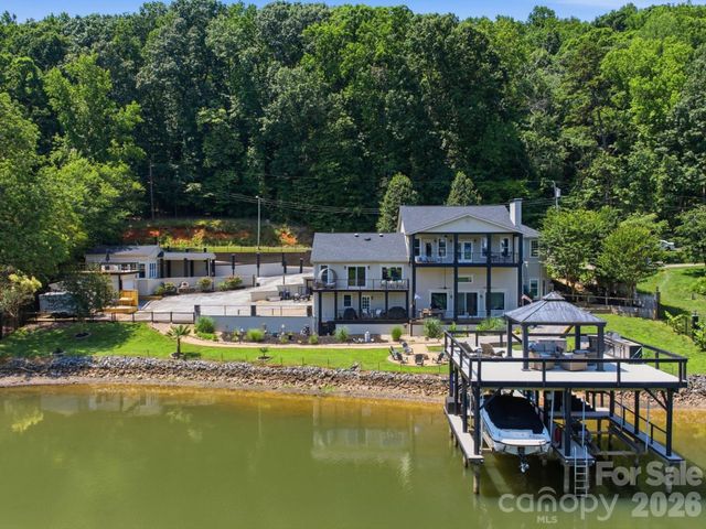 2640 Sadler Road, Charlotte, NC 28278