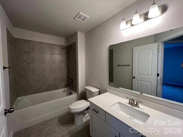 208 Sagecroft Lane, Indian Trail, NC 28079