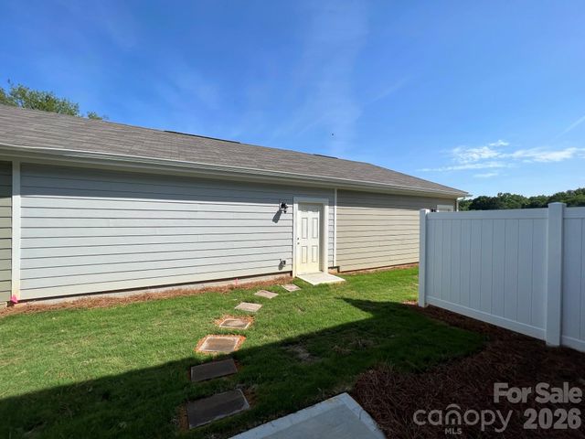 208 Sagecroft Lane, Indian Trail, NC 28079