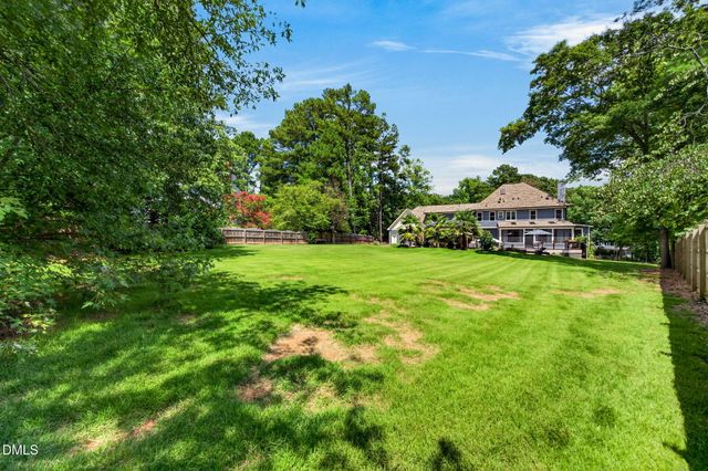4104 Ridgebrook Bluffs Drive, Raleigh, NC 27603