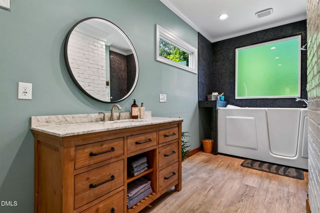 4104 Ridgebrook Bluffs Drive, Raleigh, NC 27603