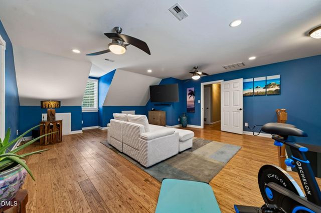 4104 Ridgebrook Bluffs Drive, Raleigh, NC 27603