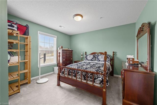 6121 Hedgecock Circle Unit 2C, High Point, NC 27265