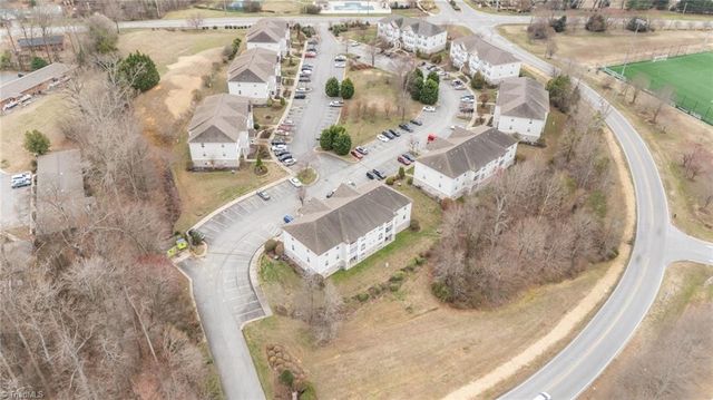 6121 Hedgecock Circle Unit 2C, High Point, NC 27265