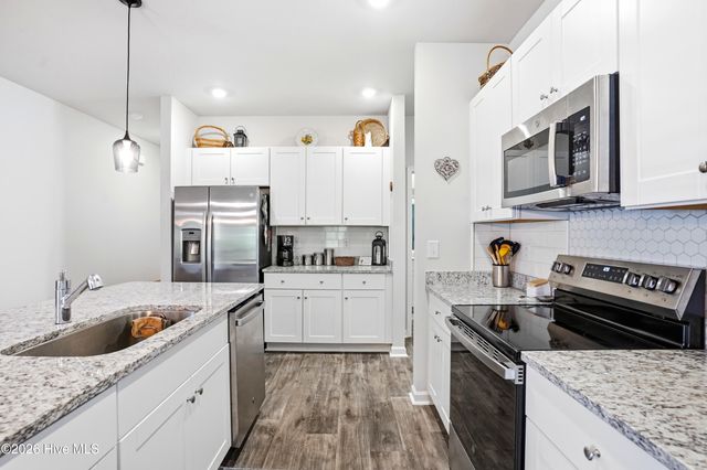 502 Ladyfish Loop NW, Sunset Beach, NC 28468