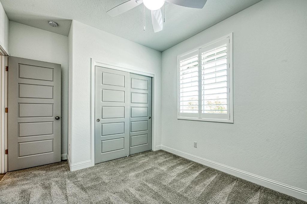 Image 11 of property listing at 1915 N Marion Avenue, Clovis, CA 93619