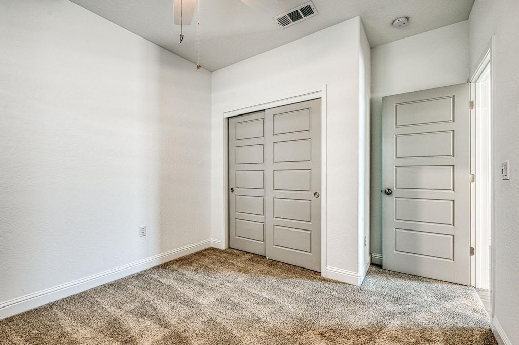 Image 14 of property listing at 1915 N Marion Avenue, Clovis, CA 93619
