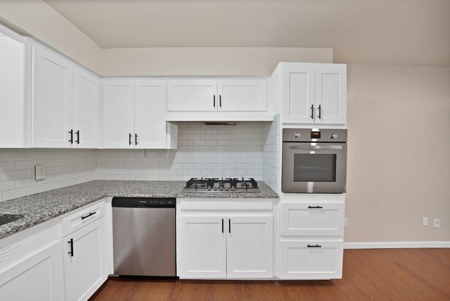 5621 Wedgworth Road, Fort Worth, TX 76133