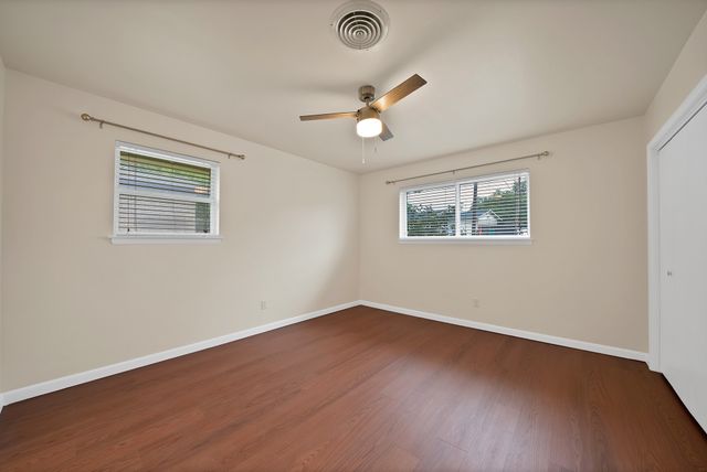 5621 Wedgworth Road, Fort Worth, TX 76133