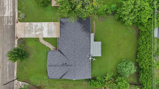 5621 Wedgworth Road, Fort Worth, TX 76133