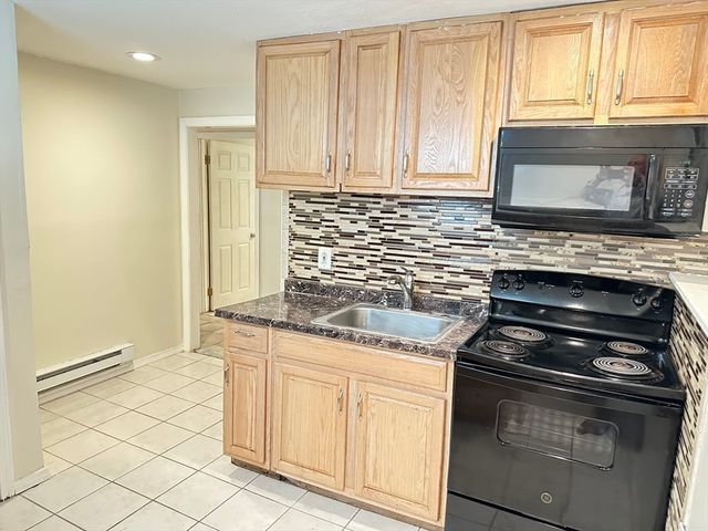 33 Curry Cir. 1-A, Swampscott, MA 01907