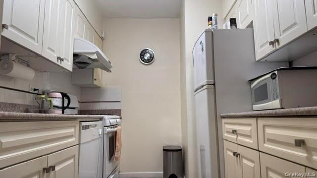 142-05 Roosevelt Avenue 537, Flushing, NY 11354