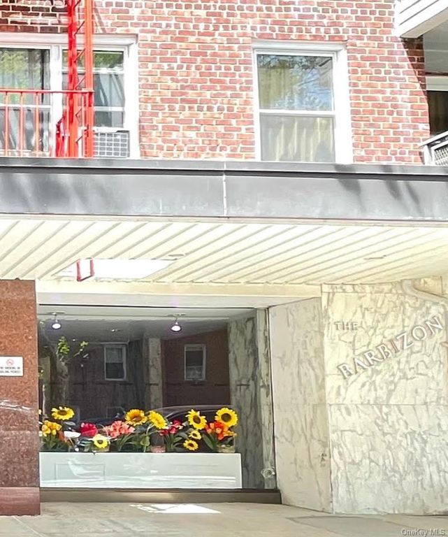 142-05 Roosevelt Avenue 537, Flushing, NY 11354