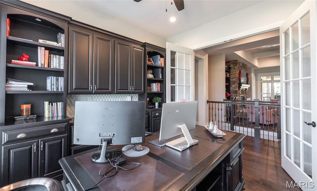 4985 N State Route 157, Edwardsville, IL 62025