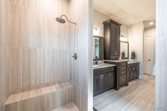 4985 N State Route 157, Edwardsville, IL 62025