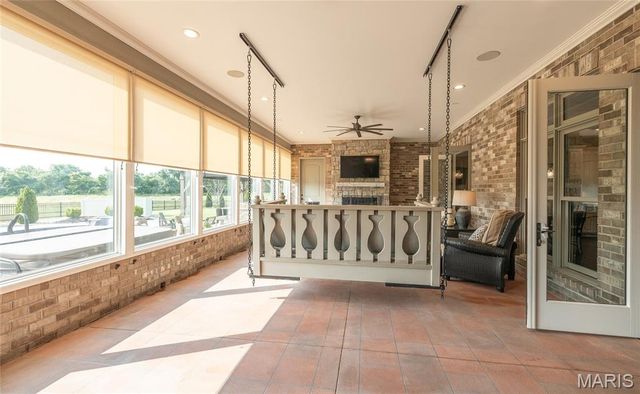4985 N State Route 157, Edwardsville, IL 62025