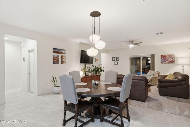 10818 W Claxton Drive, Marana, AZ 85653