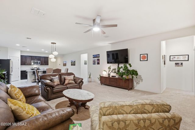 10818 W Claxton Drive, Marana, AZ 85653
